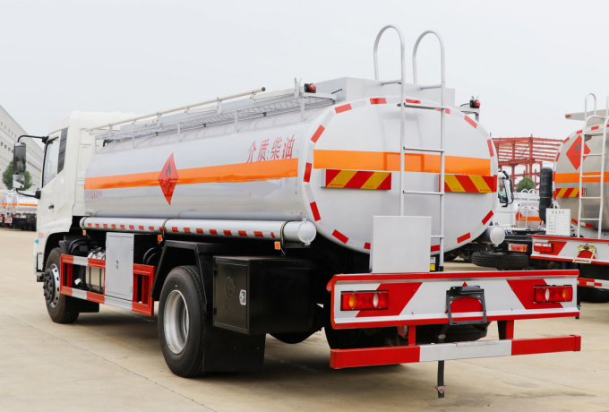 Dongfeng Oil Tank Truck